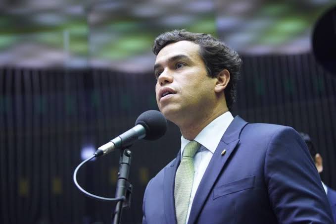 Para-impulsionar-economia-de-Campo-Grande-Beto-Pereira-apresenta-pedido-de-nova-rota-aerea-da-Capital-a-Belo-Horizonte (1)