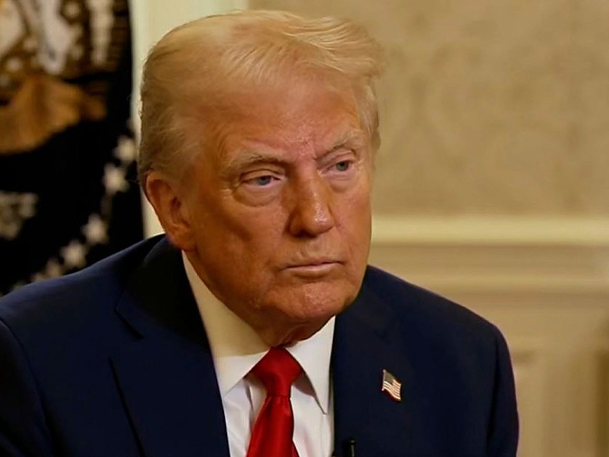 7FLzYELA-Donald-Trump
