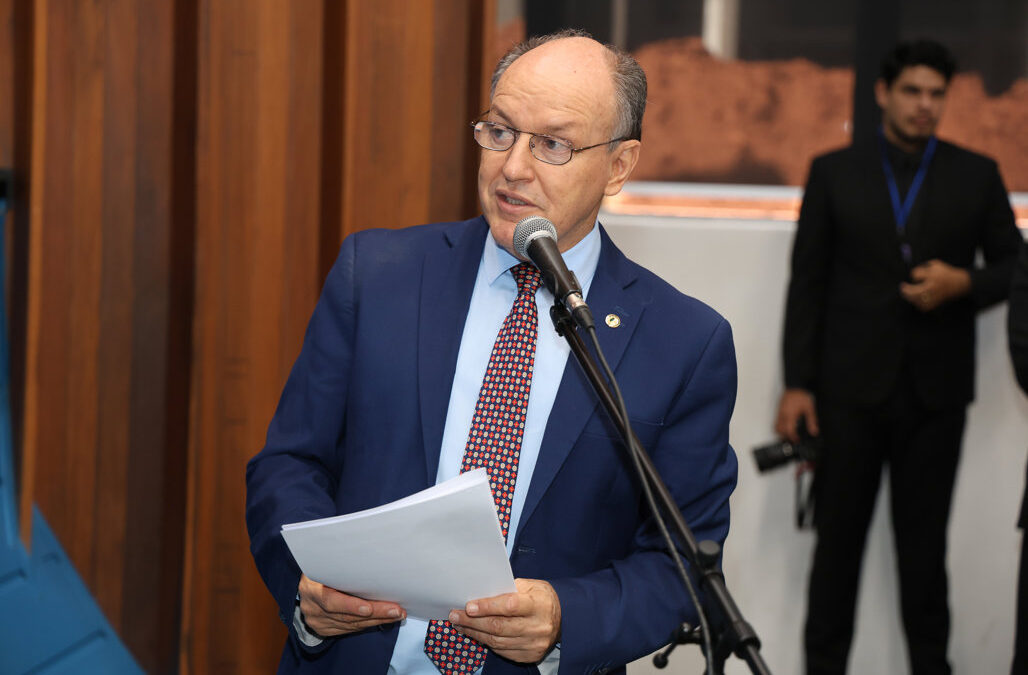 Deputado Junior Mochi apresenta moção de congratulação à nova secretária-adjunta da SETESC