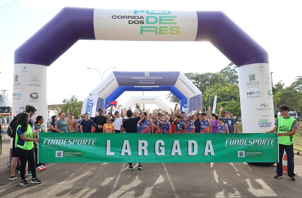 4ª Corrida dos Poderes: Mais de mil pessoas encaram o calor e participaram do primeiro treinão