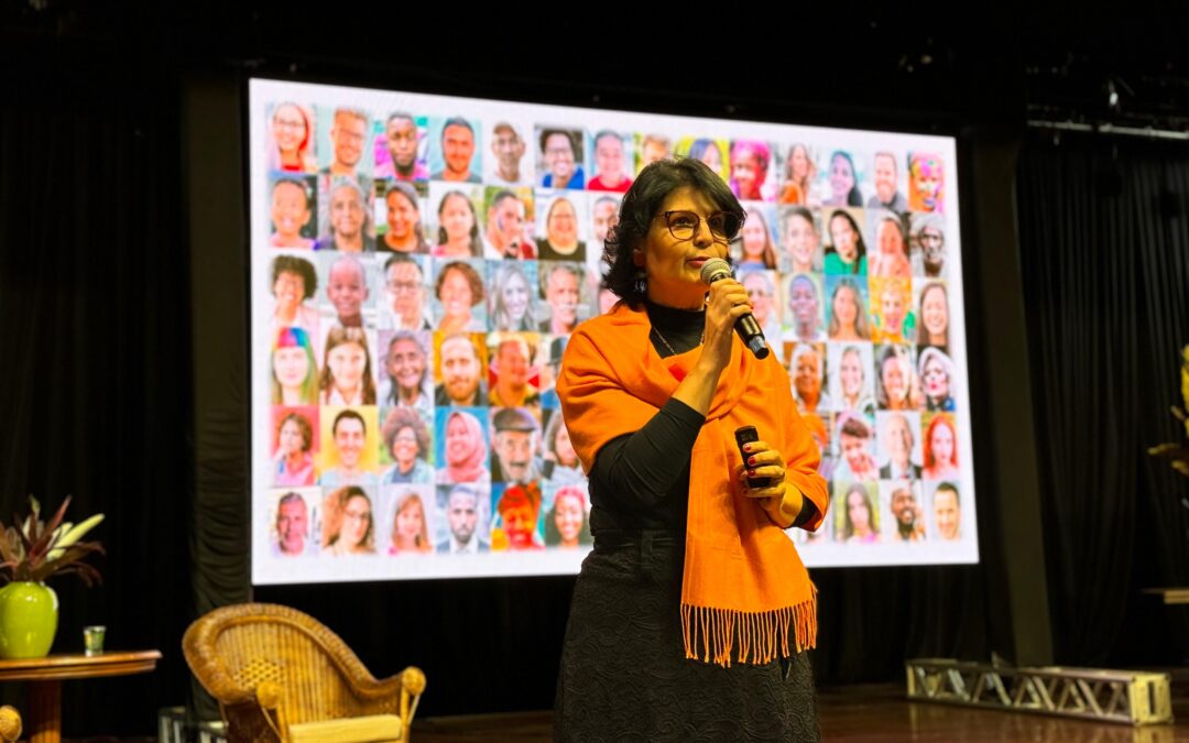 Saúde mental e emocional de profissionais da educação é tema de debate durante conferência da ONU na Capital