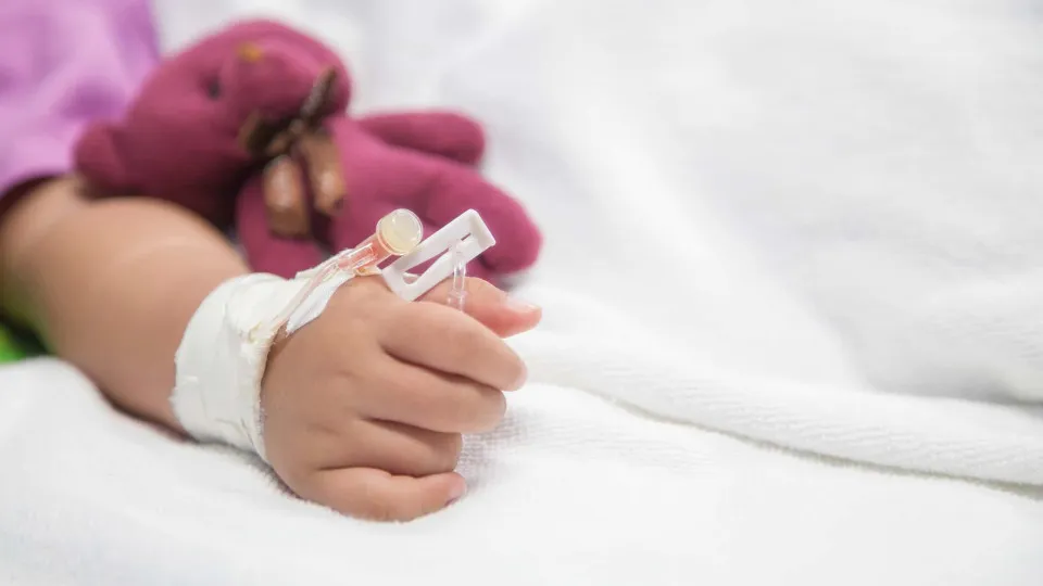 Escolas podem ampliar transmissão de vírus respiratórios entre crianças, alerta Ministério da Saúde