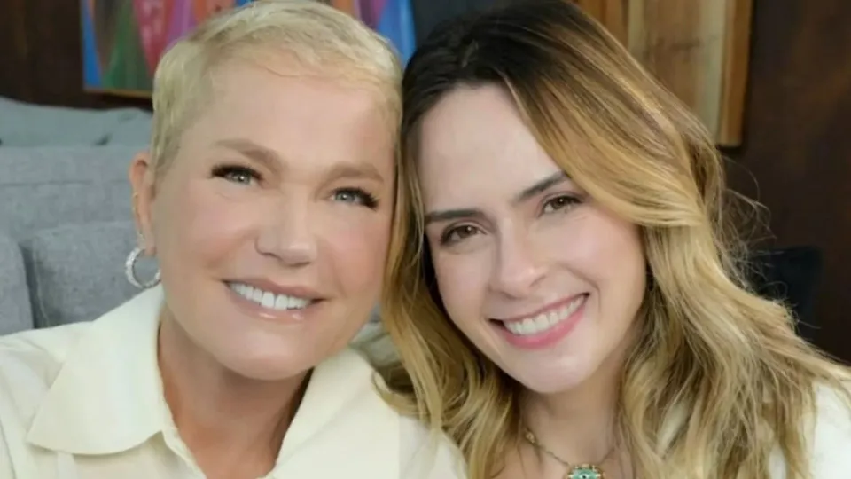 Ana Paula Renault se emociona ao encontrar Xuxa após vitória no BBB 26