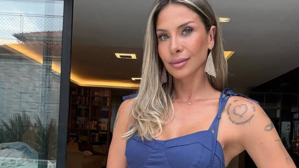 Lizi Benites revela arrependimento por ensaio nu e relembra fase marcada por vaidade e dinheiro