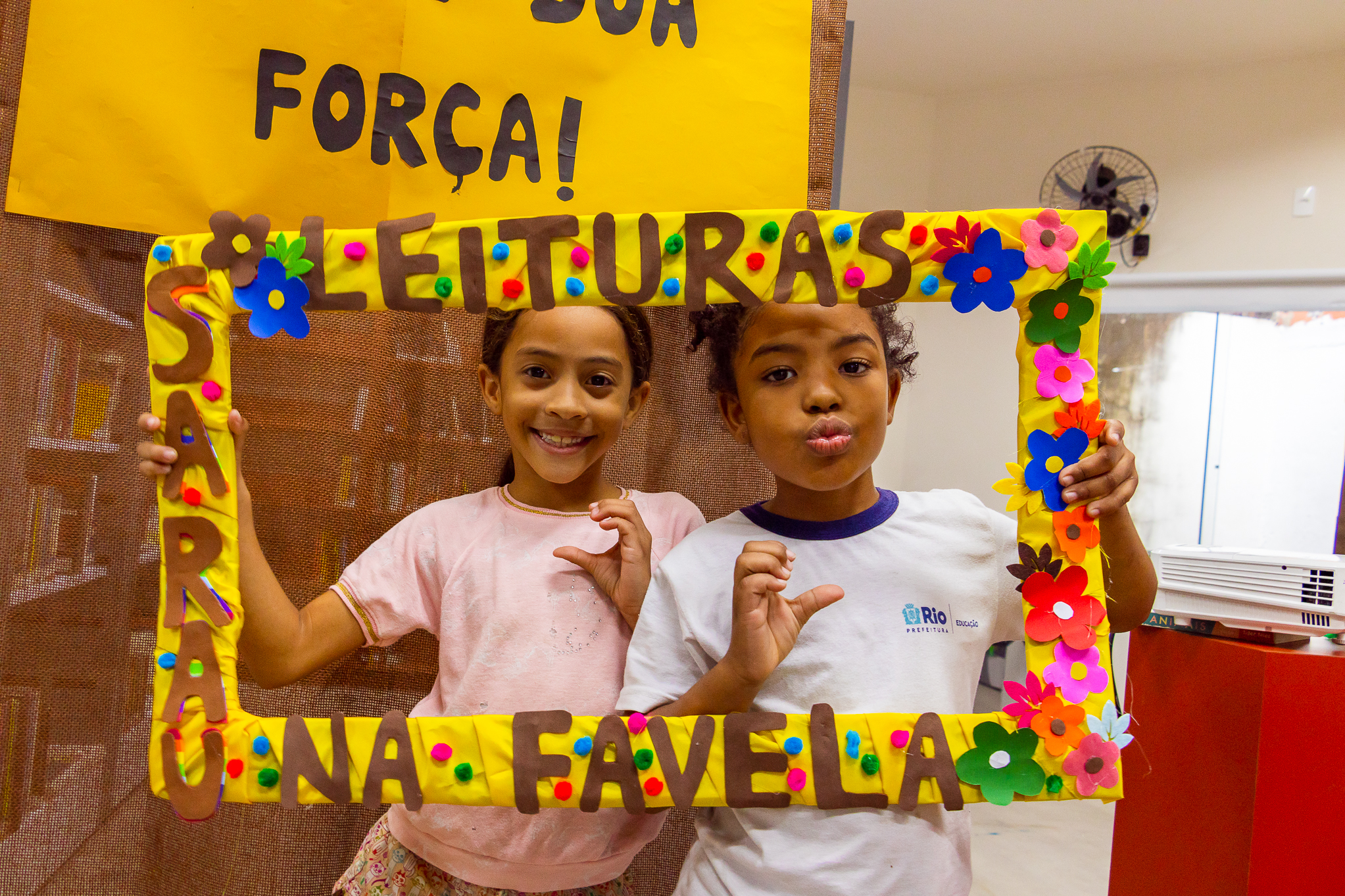 LEITURAS NA FAVELA